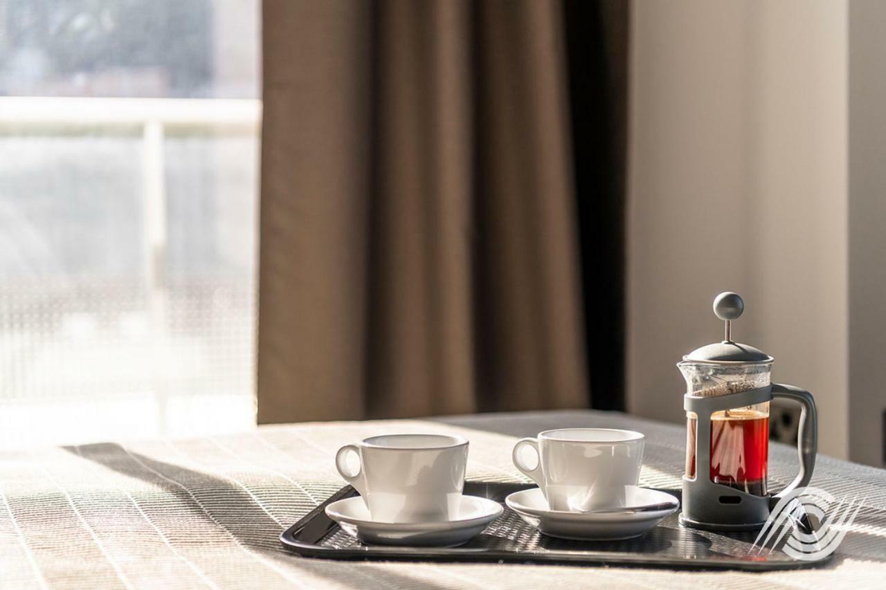 Bentley Holiday Apartments - West One غيبرالتار المظهر الخارجي الصورة